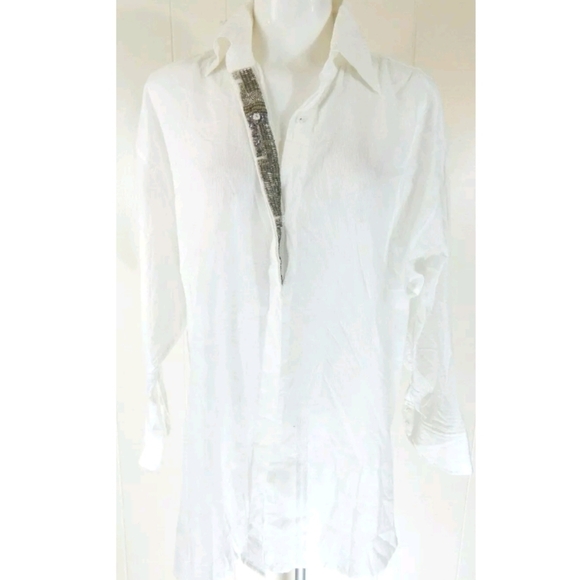 Elizabeth and James Beaded Placket Shirt - Picture 1 of 3